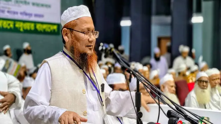 হেবা আইন বাতিলের দাবি মুফতি একরামের