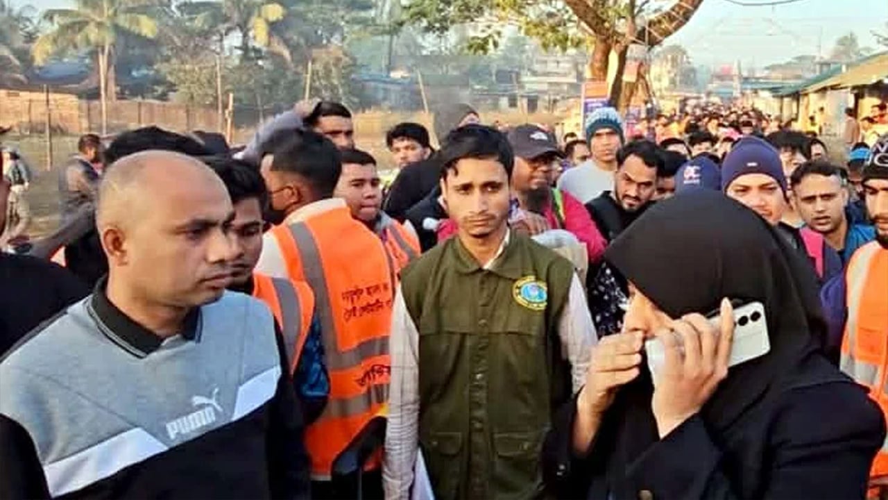 স্বরাষ্ট্র মন্ত্রণালয় কর্মকর্তা পরিচয়ে ইউএনওকে গ্রেপ্তারের হুমকি পর্যটকের