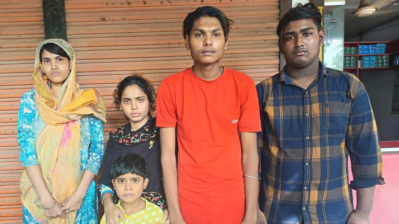 জীবননগরে সীমান্ত দিয়ে পাঁচজনকে পুশইন বিএসএফের  
