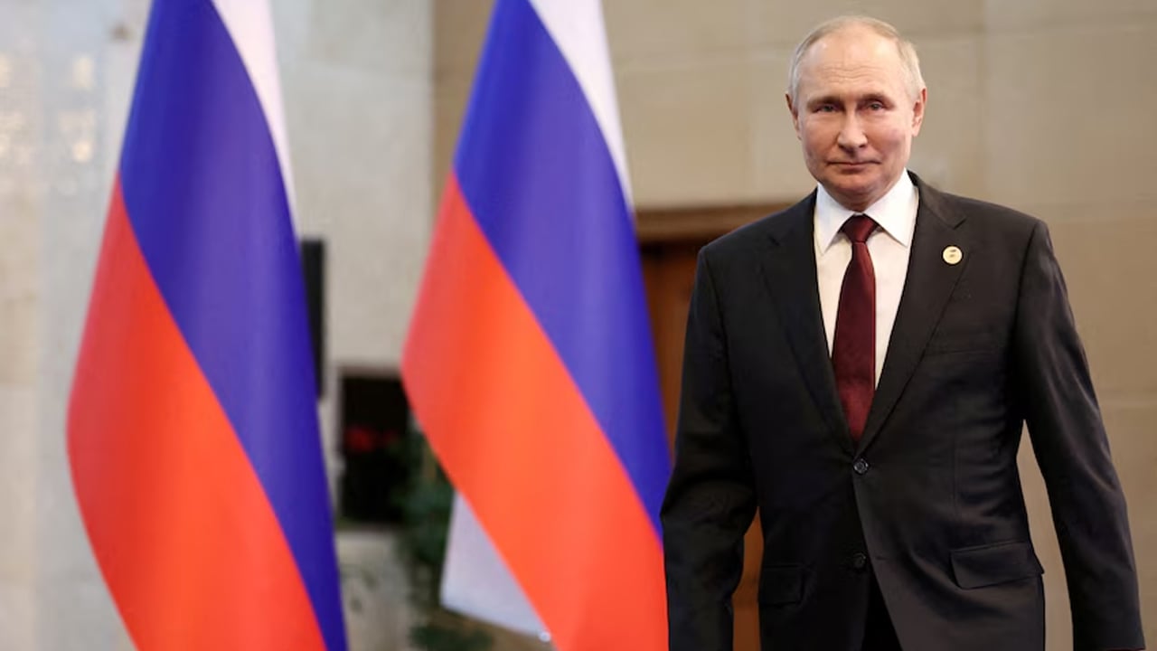 ইইউর বিধিনিষেধের বিরুদ্ধে পাল্টা ব্যবস্থা নেওয়ার হুঁশিয়ারি রাশিয়ার