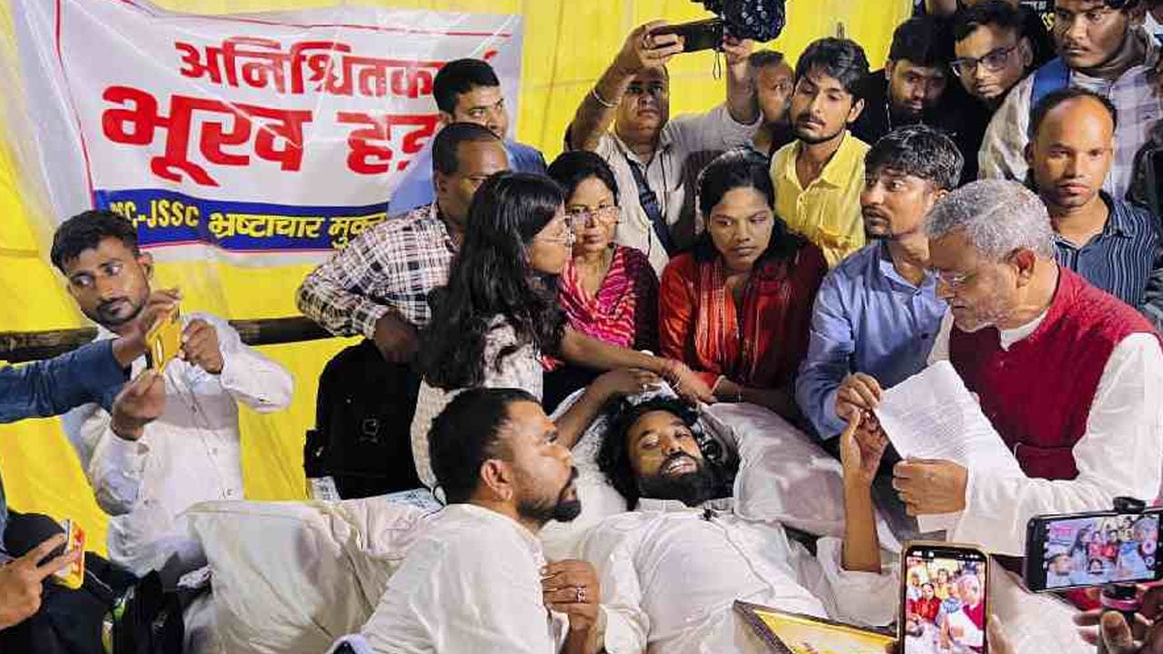 উত্তাল ভারতের ঝাড়খণ্ড, অনড় শিক্ষার্থীরা