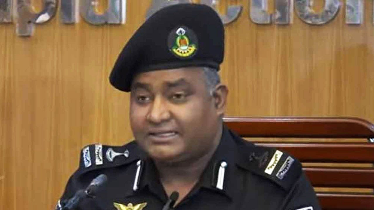 সংসদ ভবনের সামনে ছিনতাই, স্কুলশিক্ষিকা নিহতের ঘটনায় গ্রেপ্তার ২
