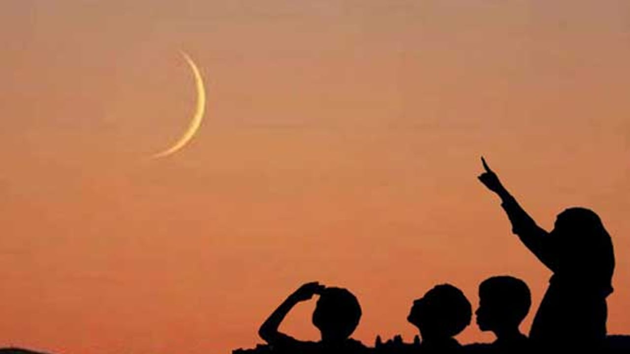 সৌদিতে রমজানের চাঁদ দেখার আহ্বান, সতর্কতা দিল আমিরাত