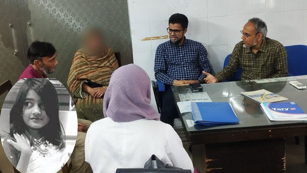 রামিসার শোকাহত মায়ের চিকিৎসার খোঁজ নিতে হাসপাতালে বিএনপি নেতা