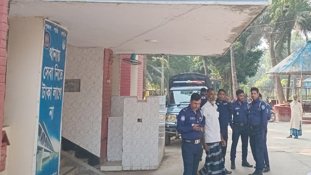 গরু চুরির অভিযোগে বিএনপির বহিষ্কৃত নেতাসহ গ্রেপ্তার ৫