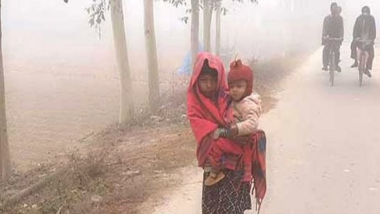 টানা শৈত্যপ্রবাহে বিপর্যস্ত খেটে খাওয়া মানুষ,  জনজীবন স্থবির