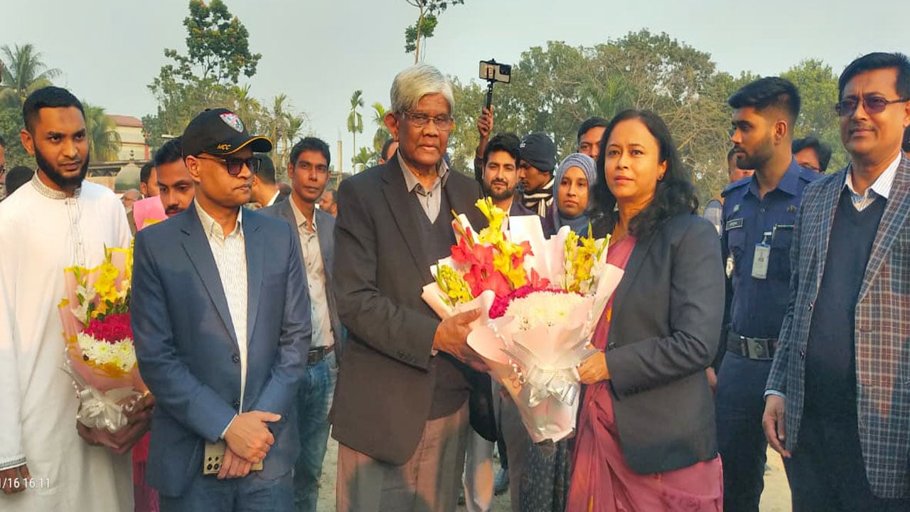 পে-স্কেল বাস্তবায়ন নিয়ে যা বললেন অর্থ উপদেষ্টা