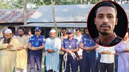 শিবির নেতা হত্যা মামলার আসামি প্যারোলে মুক্তি পেয়ে বাবার জানাজায়