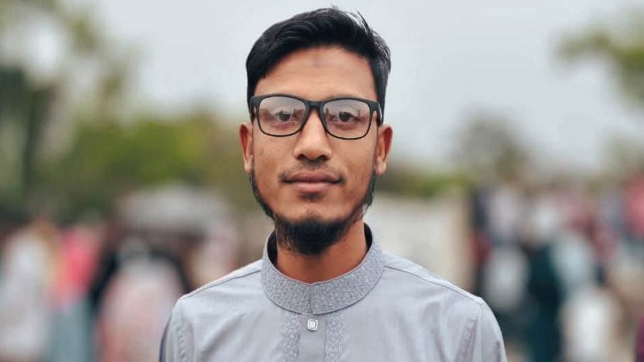যুবদলের হামলায় আহত শিবির নেতা সালাউদ্দিন আইসিইউতে নিবিড় পর্যবেক্ষণে