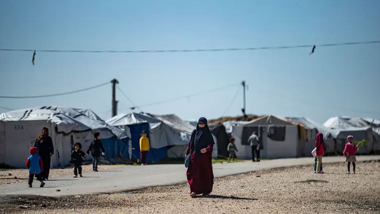 সিরিয়া শিবিরে আটকে থাকা নাগরিকদের ফেরাতে অস্ট্রেলিয়ার অস্বীকৃতি