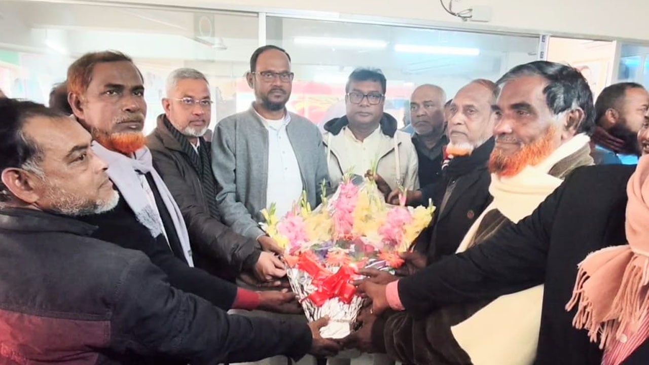 টাঙ্গাইলে জাতীয় পার্টির অর্ধশতাধিক নেতাকর্মীর বিএনপিতে যোগদান