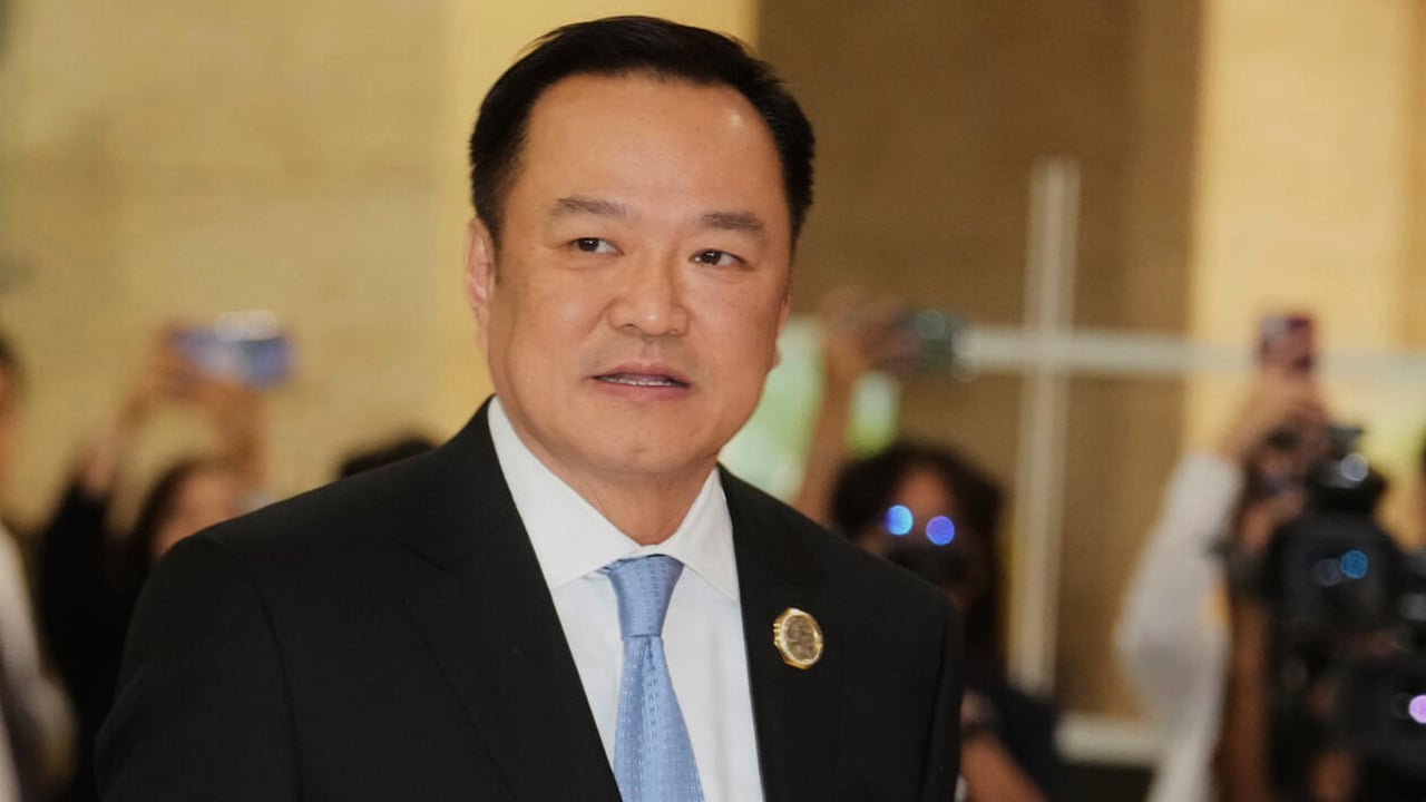 থাকসিন সমর্থিত দলের সঙ্গে জোট গঠনে সম্মত থাই প্রধানমন্ত্রী