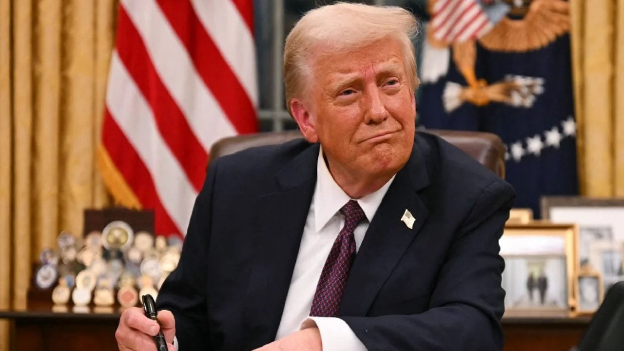 ট্রাম্পের শান্তি বোর্ডে স্থায়ী সদস্য হতে লাগবে এক বিলিয়ন ডলার