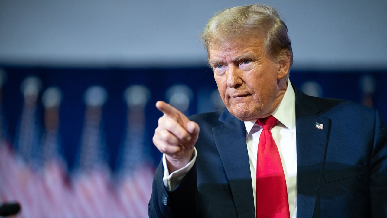 তেল রপ্তানিতে বাধা দিলে ‘২০ গুণ কঠোর’ হামলার হুমকি ট্রাম্পের