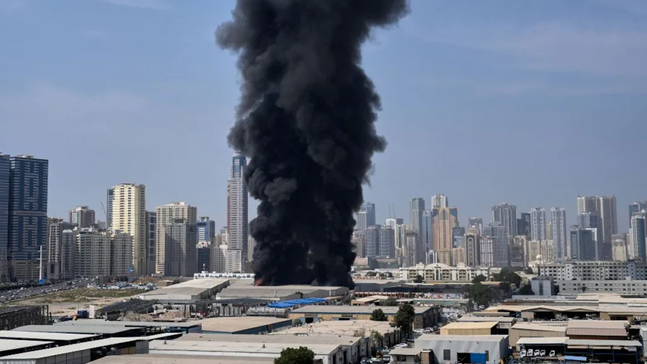 ইরানের ক্ষেপণাস্ত্র ও ড্রোন হামলার মুখে সংযুক্ত আরব আমিরাত