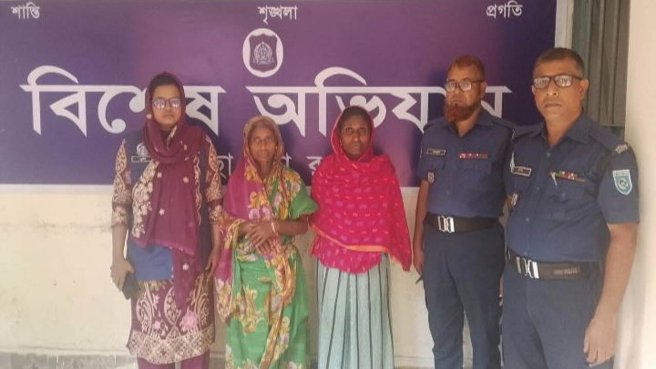 পীরগাছায় গৃহবধূকে কুপিয়ে হত্যা, গ্রেপ্তার ২