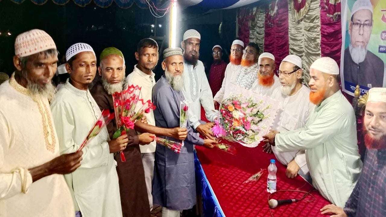 জামায়াতে যোগ দিলেন বিএনপির ১২ নেতাকর্মী