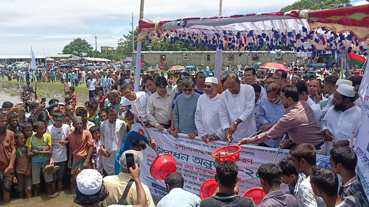 হাওরে মাছ রক্ষায় যা প্রয়োজন তাই করা হবে: সালাউদ্দিন টুকু