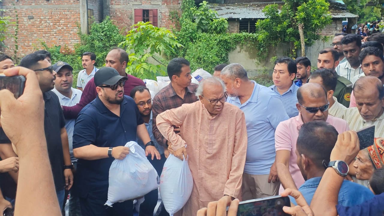 আ.লীগের অপরিকল্পিত উন্নয়নেই চট্টগ্রামে ভয়াবহ বন্যা