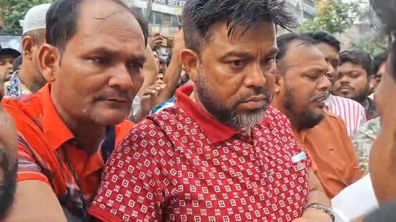 সাংবাদিককে হেনস্থার অভিযোগে যুবদল নেতা বহিষ্কার