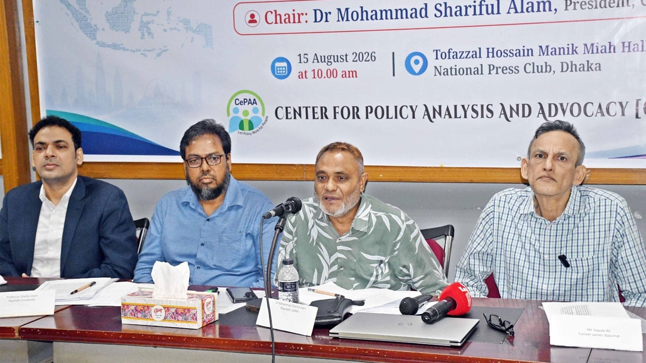 পেশাদার আমলাতন্ত্র ছাড়া সুশাসন সম্ভব নয়