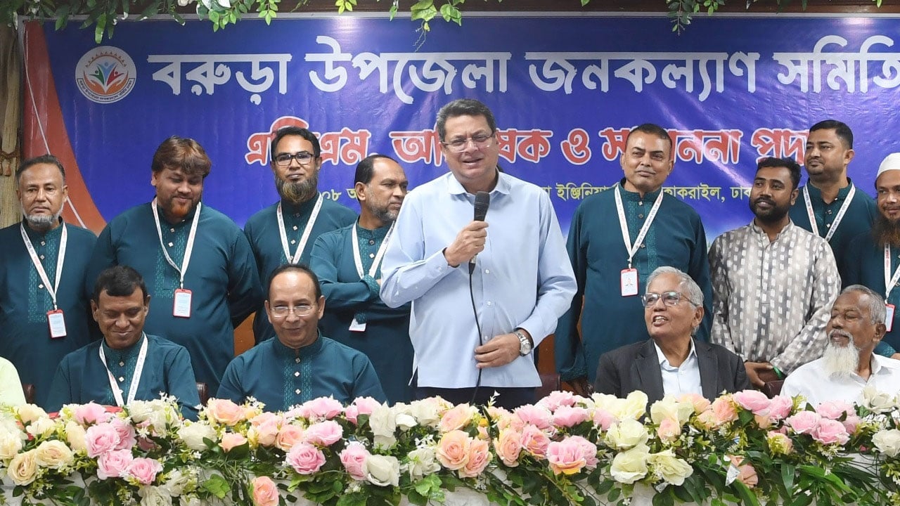 ঐক্যবদ্ধভাবে মানুষের কল্যাণে কাজ করতে হবে: গণপূর্ত মন্ত্রী