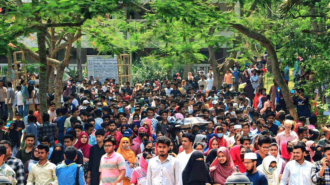 কুবি ভর্তি পরীক্ষায় আবেদন পড়েছে ৯৪ হাজার, সময় শেষ আজ