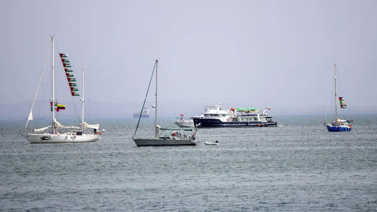 গাজা ত্রাণবহরের ওপর ইসরাইলের নিষেধাজ্ঞা
