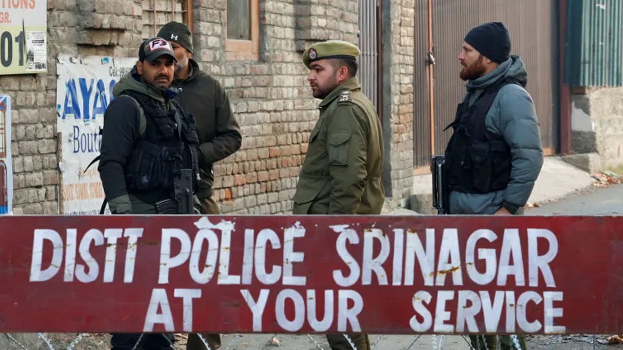 নিরাপত্তার অজুহাতে কাশ্মীরে ভিপিএন বন্ধ, উদ্বিগ্ন বাসিন্দারা