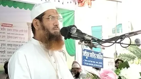 সরকার গঠনের পর বিএনপি জনগণের সঙ্গে গাদ্দারি করেছে: মামুনুল হক

