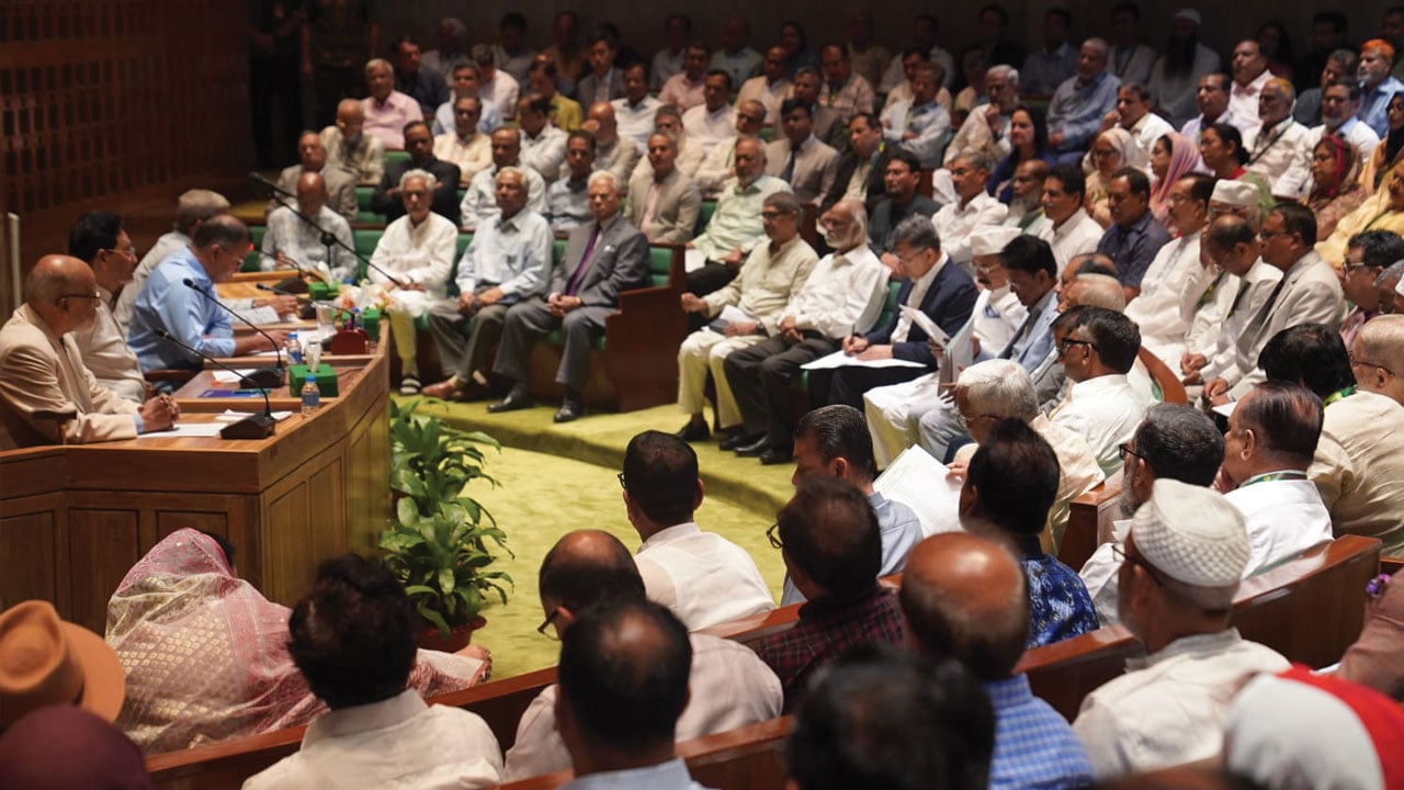 সরকারদলীয় এমপিদের সঙ্গে বৈঠকে প্রধানমন্ত্রী