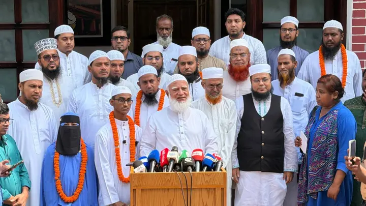 বিশ্বজয়ী হাফেজদের সরকার সম্মানিত করলে দেশও সম্মানিত হবে: বিরোধীদলীয় নেতা