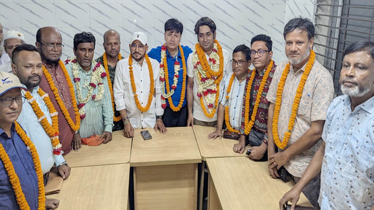 কুমিল্লা প্রেসক্লাবের দায়িত্বে ফারুক-জিতু ও শফি