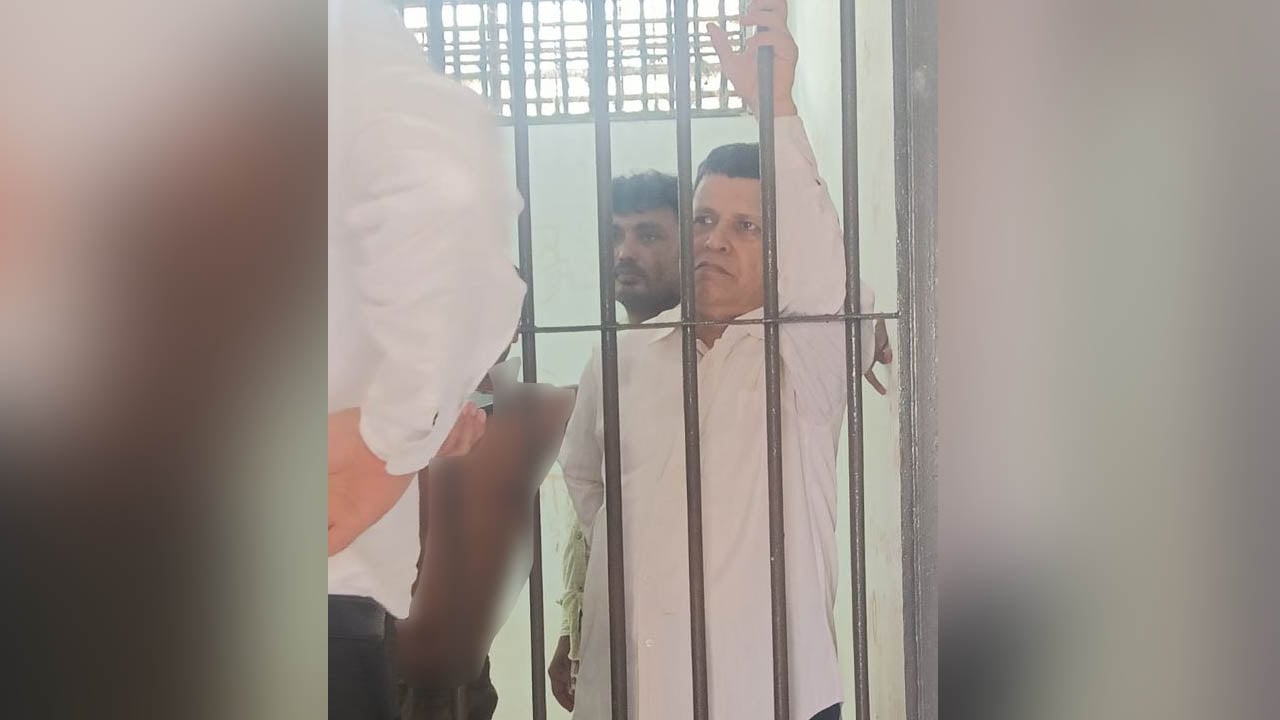 জুলাই আন্দোলনের মামলায় আ.লীগ সভাপতি অমল কান্তি কারাগারে