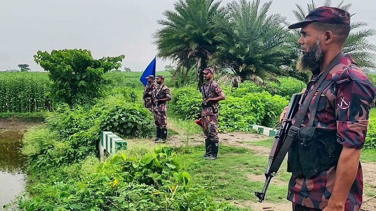 মেহেরপুর সীমান্তে ৪ জনকে পুশইনের চেষ্টা, বিজিবির বাধায় ব্যর্থ