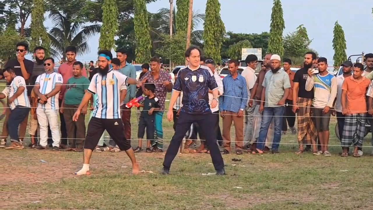 বাংলাদেশের ফুটবলপ্রেমে মুগ্ধ আর্জেন্টিনার রাষ্ট্রদূত