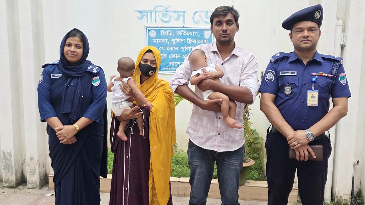 যমজ কন্যা জন্মের পর তালাক, ফের বিয়ে করে সন্তানসহ স্ত্রীকে ঘরে তুললেন স্বামী