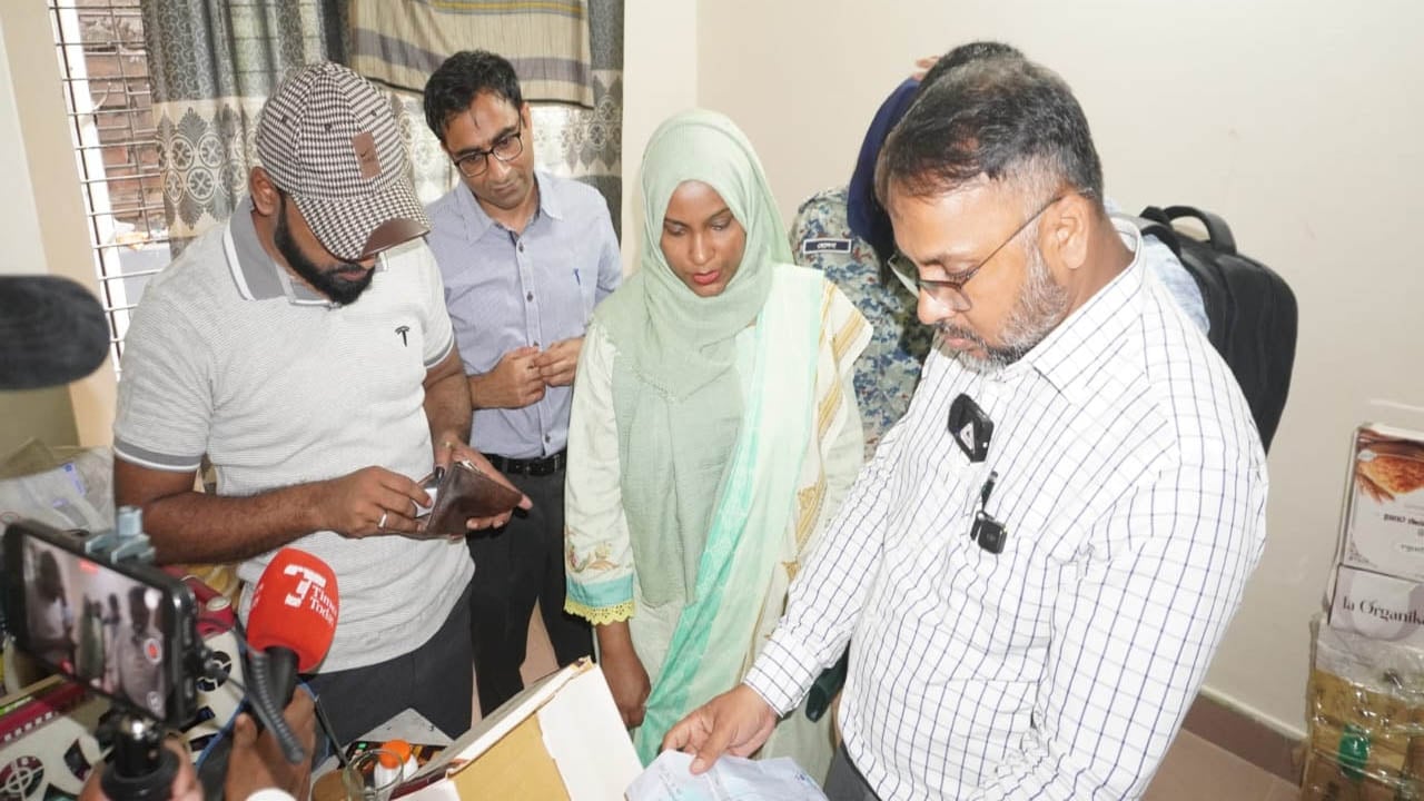 বিএসটিআইর অভিযানে লা-অর্গানিককে জরিমানা, প্রকৃতি ফুড সিলগালা