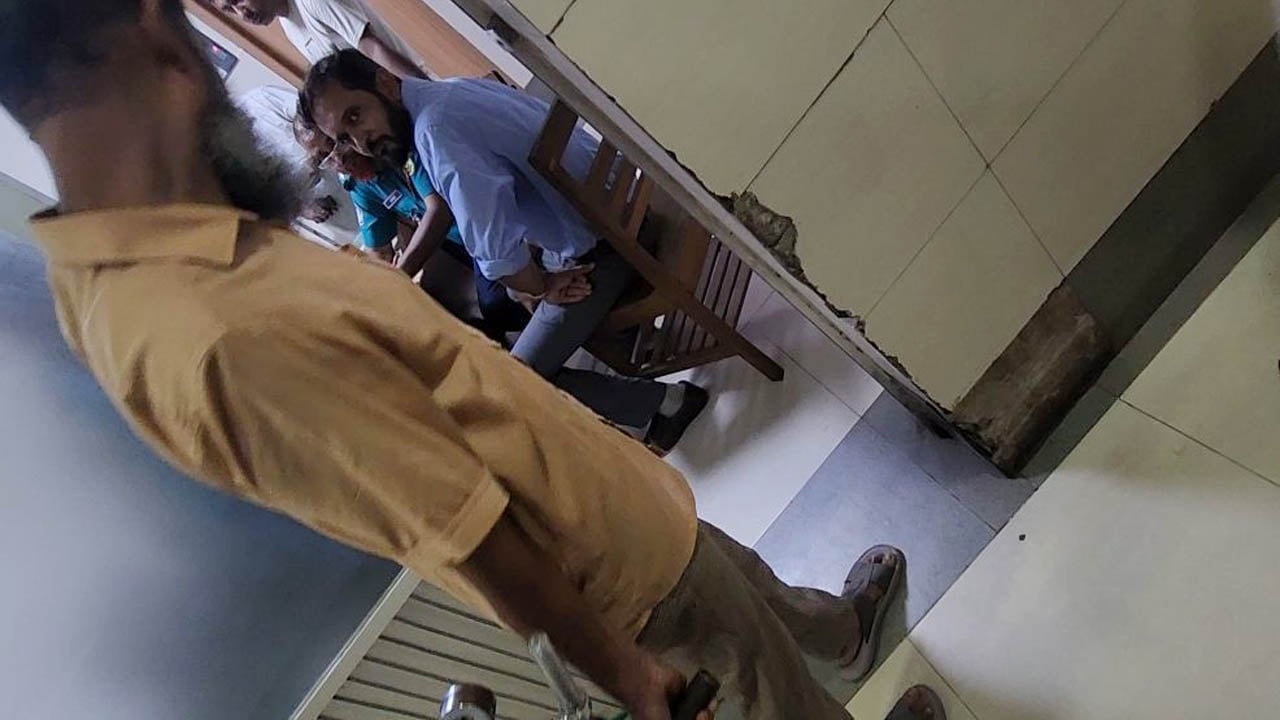 ভারতীয় মিশনকর্মীর মৃত্যুর পর অস্বাভাবিক তৎপরতা, প্রশ্নের মুখে হাইকমিশনের ভূমিকা