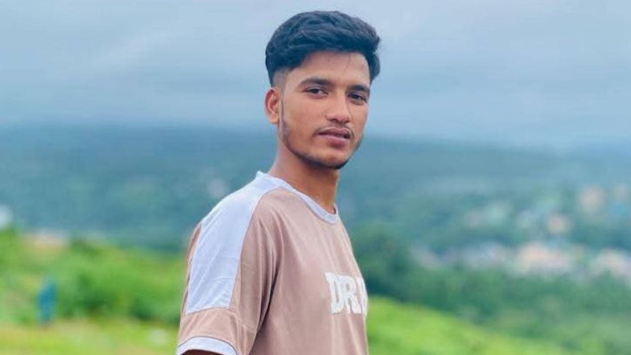 পলাশে ডাব পারা নিয়ে দ্বন্দ্বে যুবককে কুপিয়ে হত্যা