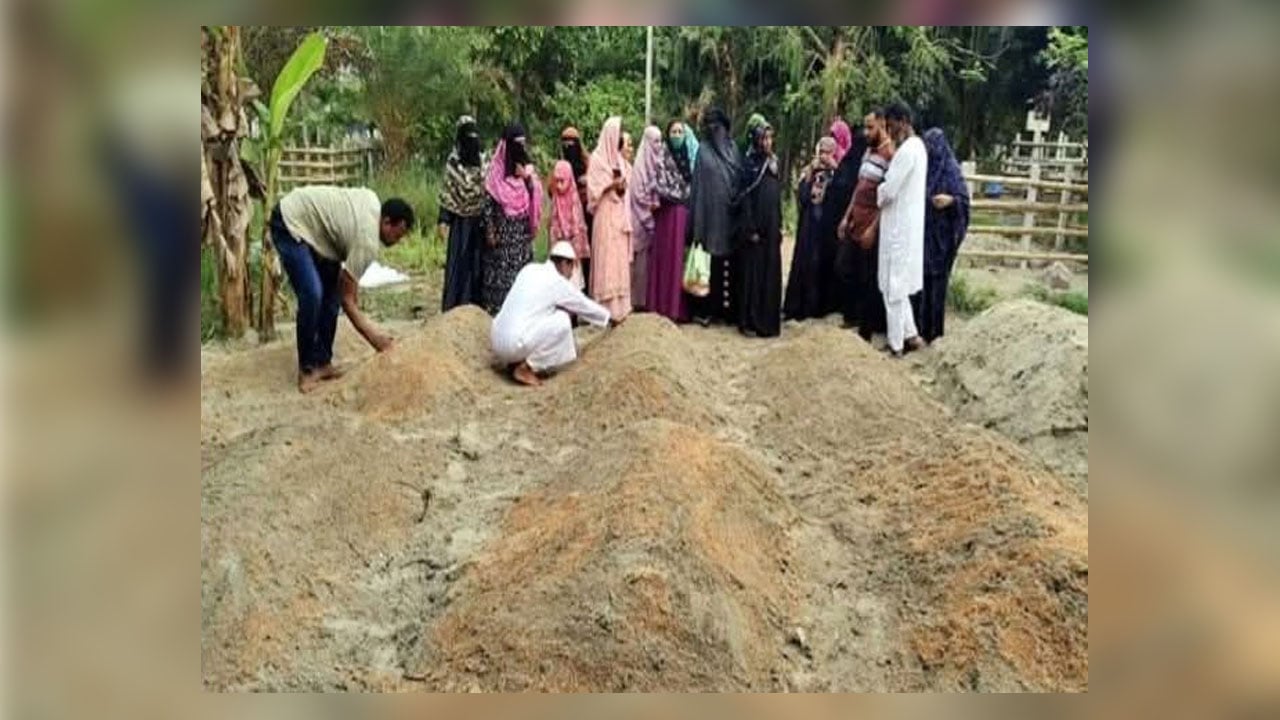 এক উঠানে ৯ কবর, স্বজনদের কান্নায় ভারী পরিবেশ