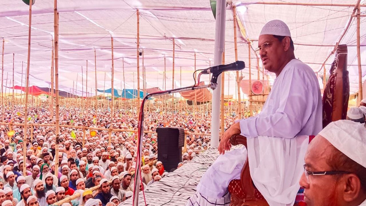 আত্মশুদ্ধি ও আখেরাতমুখী জীবনের আহ্বান চরমোনাই বার্ষিক মাহফিলে