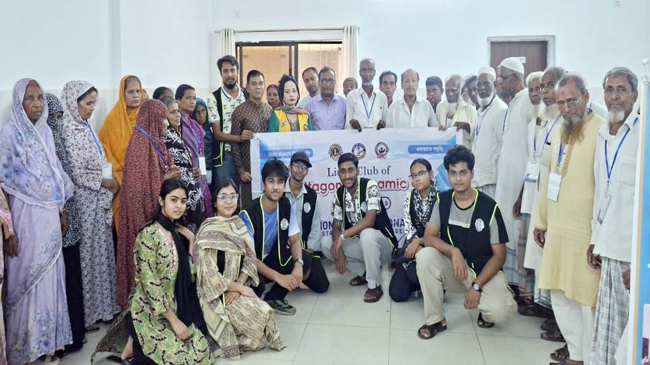 চট্টগ্রামে ৫৪ রোগীর বিনামূল্যে ছানি অপারেশন সম্পন্ন