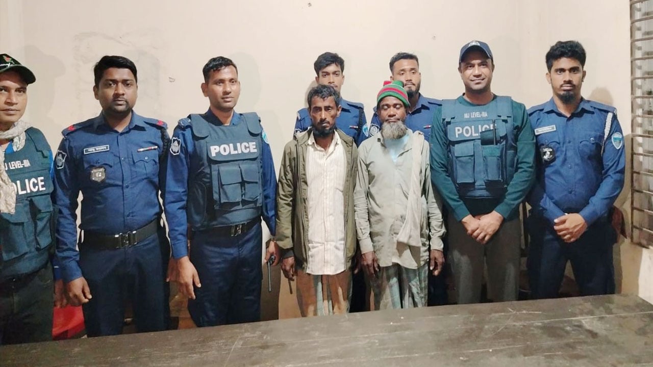 রামুতে পুলিশের যৌথ অভিযানে অপহৃত দুই কৃষক উদ্ধার