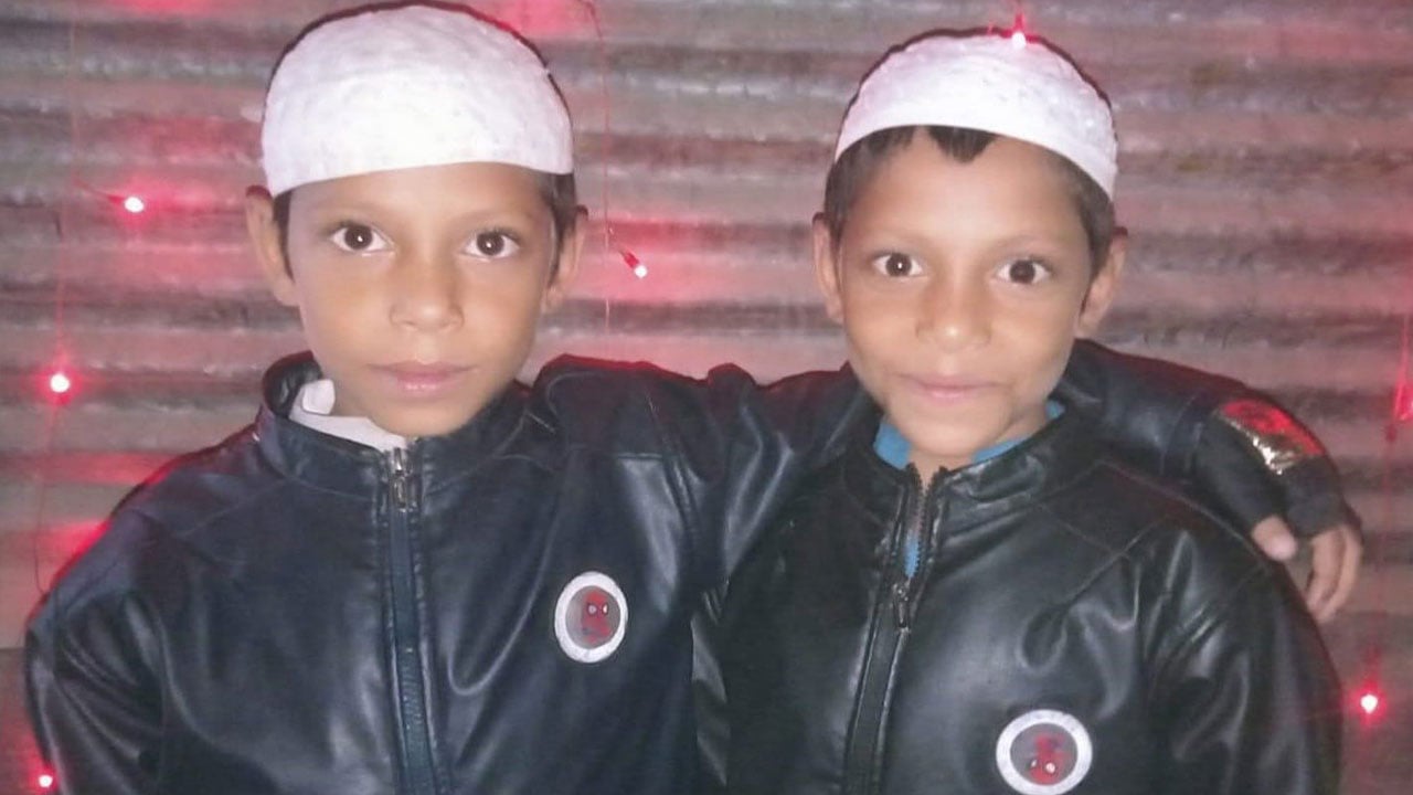 মাদরাসায় যাওয়ার পথে নিখোঁজ যমজ দুই ভাই, ৩ দিনেও মেলেনি খোঁজ