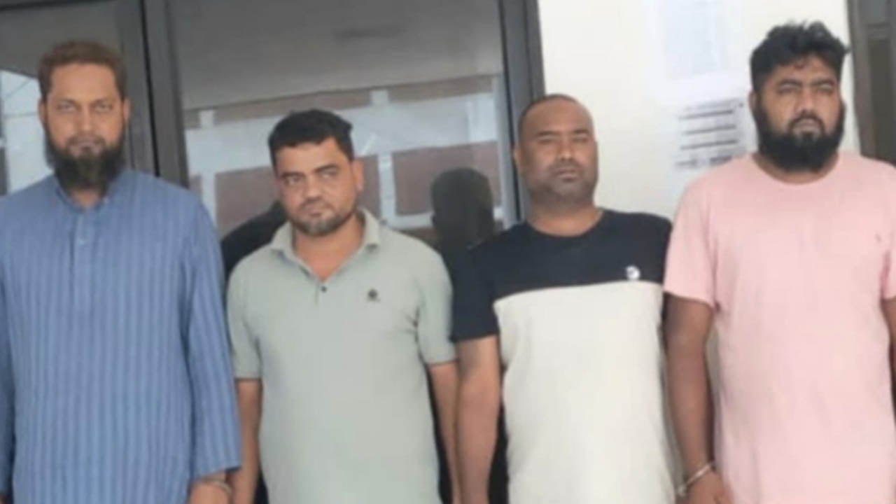 নারায়ণগঞ্জে আ.লীগের চার নেতাকর্মী গ্রেপ্তার