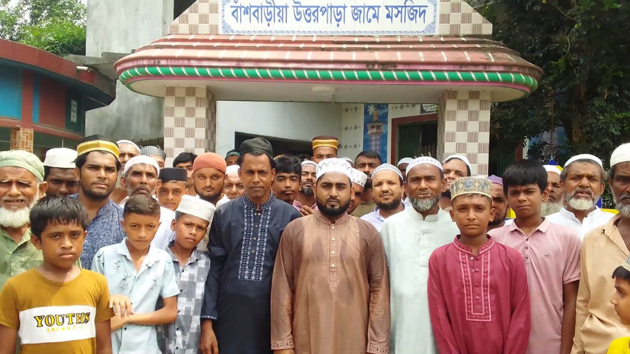 হিন্দু ধর্ম ছেড়ে ইসলাম গ্রহণ করলেন চন্দন কুমার