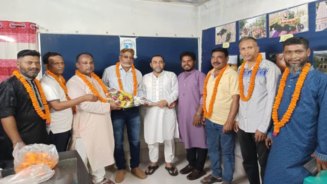 রাজশাহী ফটোজার্নালিস্ট অ্যাসোসিয়েশনের সা.সম্পাদক আমার দেশের আসাদ