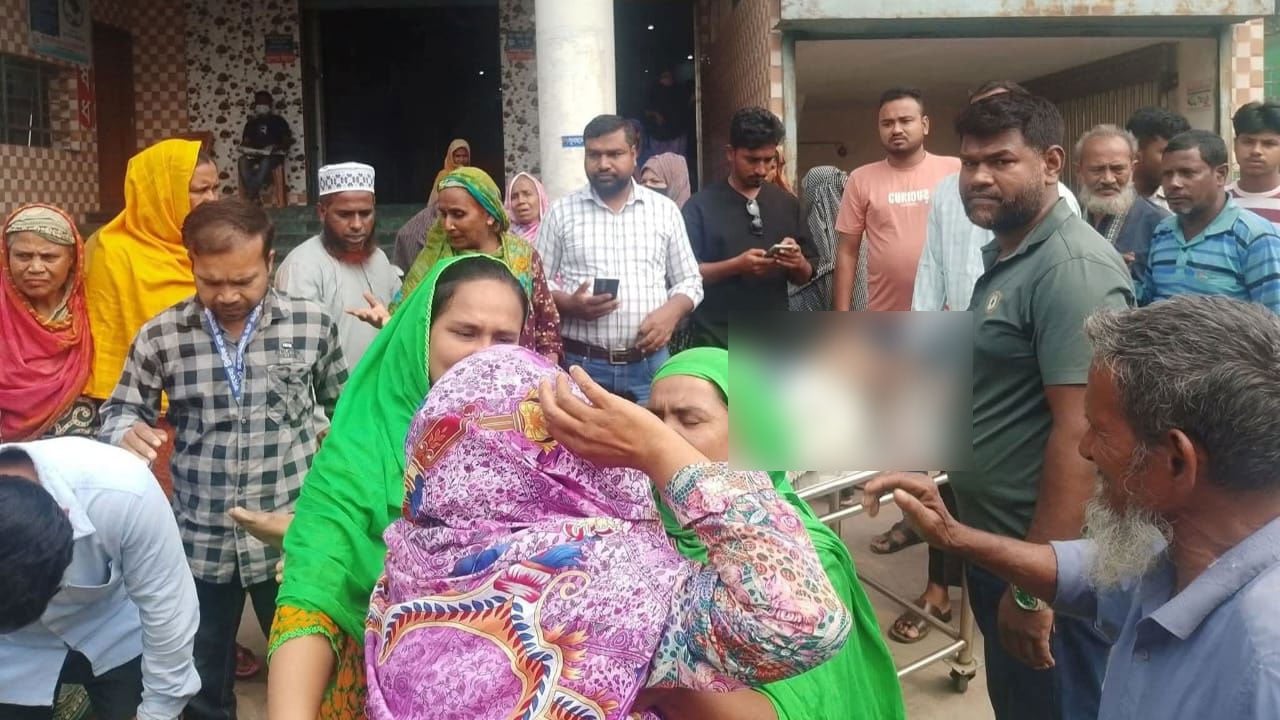 আলমডাঙ্গায় ফুয়েল কার্ড নিতে এসে স্ট্রোকে মৃত্যু