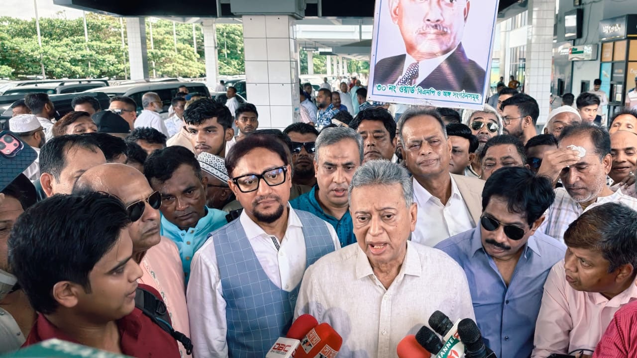 বাংলাদেশ এখন ডেস্টিনেশন ফর বিনিয়োগ: অর্থমন্ত্রী